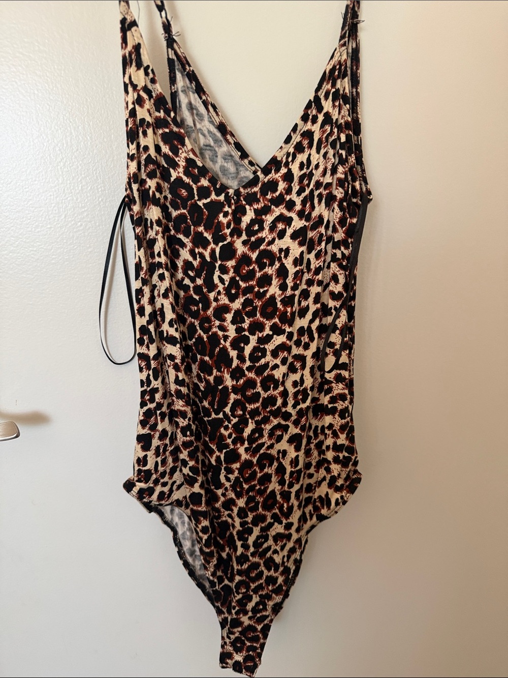 Ambiance Leopard Print V-Neck Bodysuit - Black & Tan